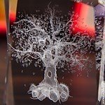Kryształ 3D z modelem drzewa jako ciekawy pomysł na prezent
