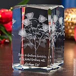 Kryształ 3D z wzorem bukietu róż w 11x7x7 cm jako piękny prezent dla żony