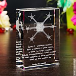 Kryształ 3D z wzorem drona jako ciekawy prezent dla chłopaka