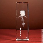 Szklana statuetka z wygrawerowaną Róża 3D na prezent dla dziewczyny