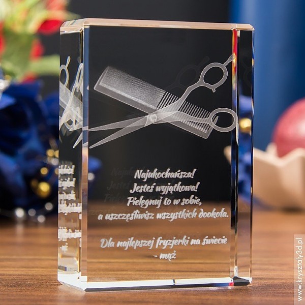 Nagroda fryzjerska »&nbspNożyczki&nbspi&nbspGrzebień&nbsp3D « średnia statuetka - miniaturka